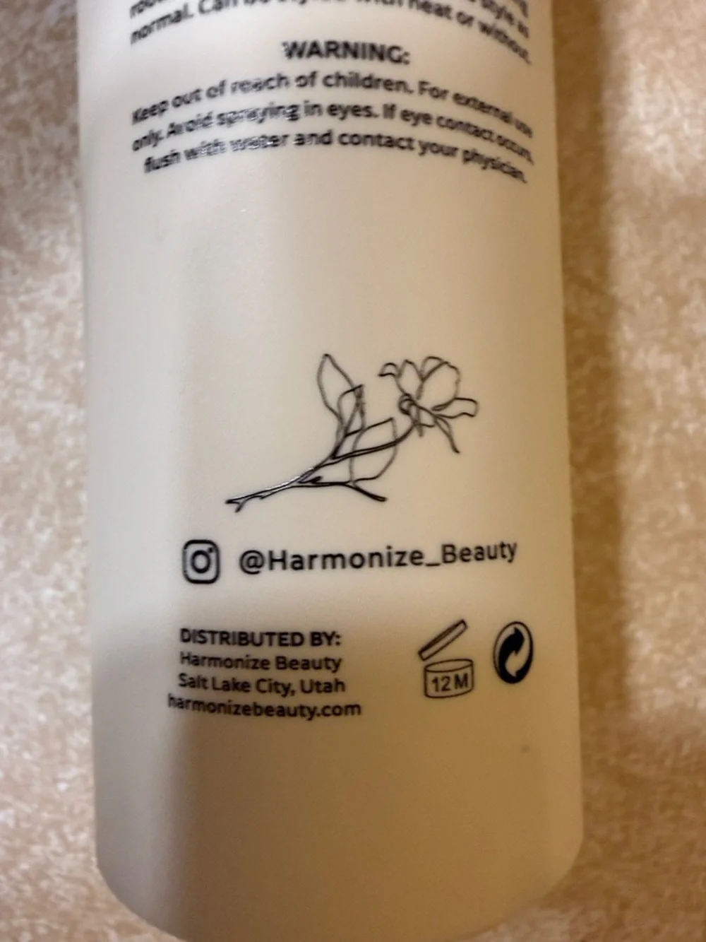 Harmonize Beauty -Defend and Detangle - Beige/Off-White 146 ML 4.9 fl oz